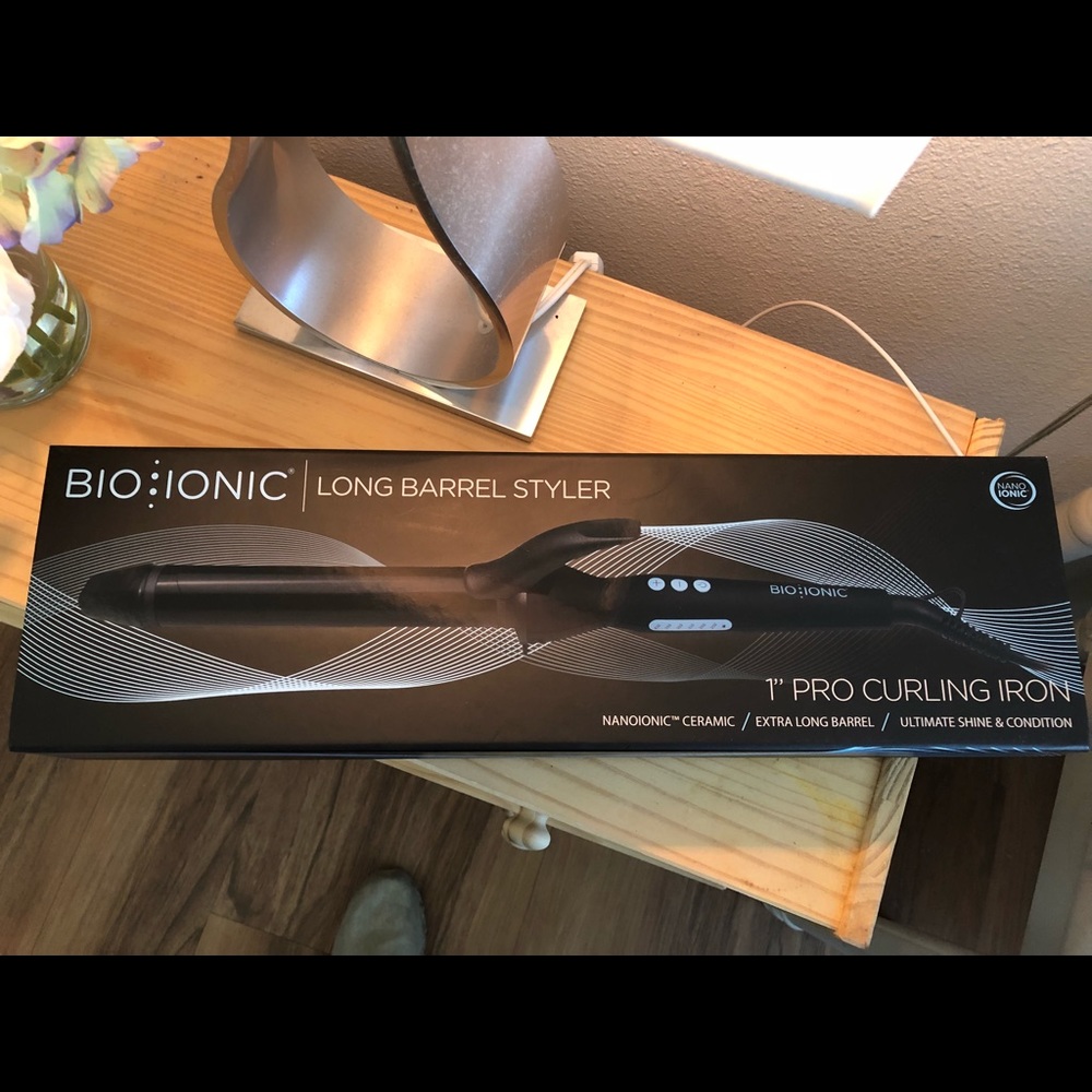 Bio Ionic Long Barrel Curling Iron 1 inch